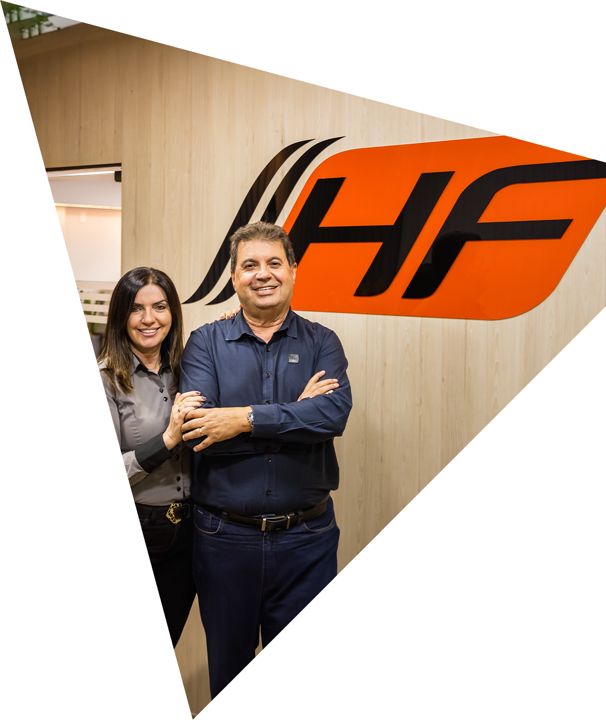 https://hfcontabil.com.br/wp-content/uploads/2023/11/hf-img-equipe.png